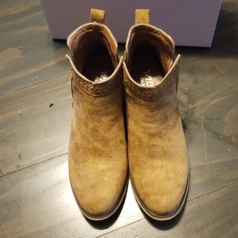 Wild G shoes